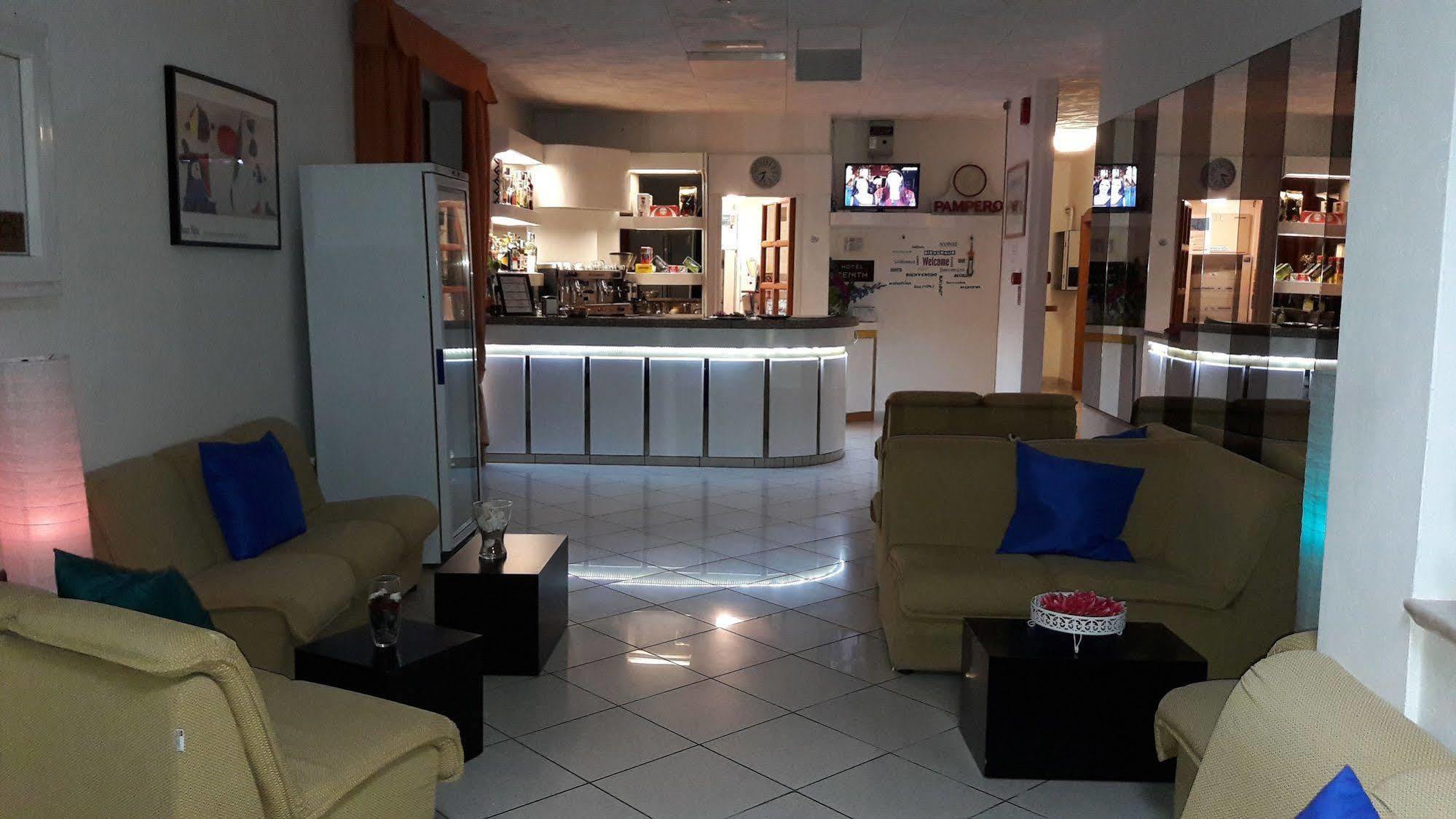 Hotel Zenith ริมินี ภายนอก รูปภาพ